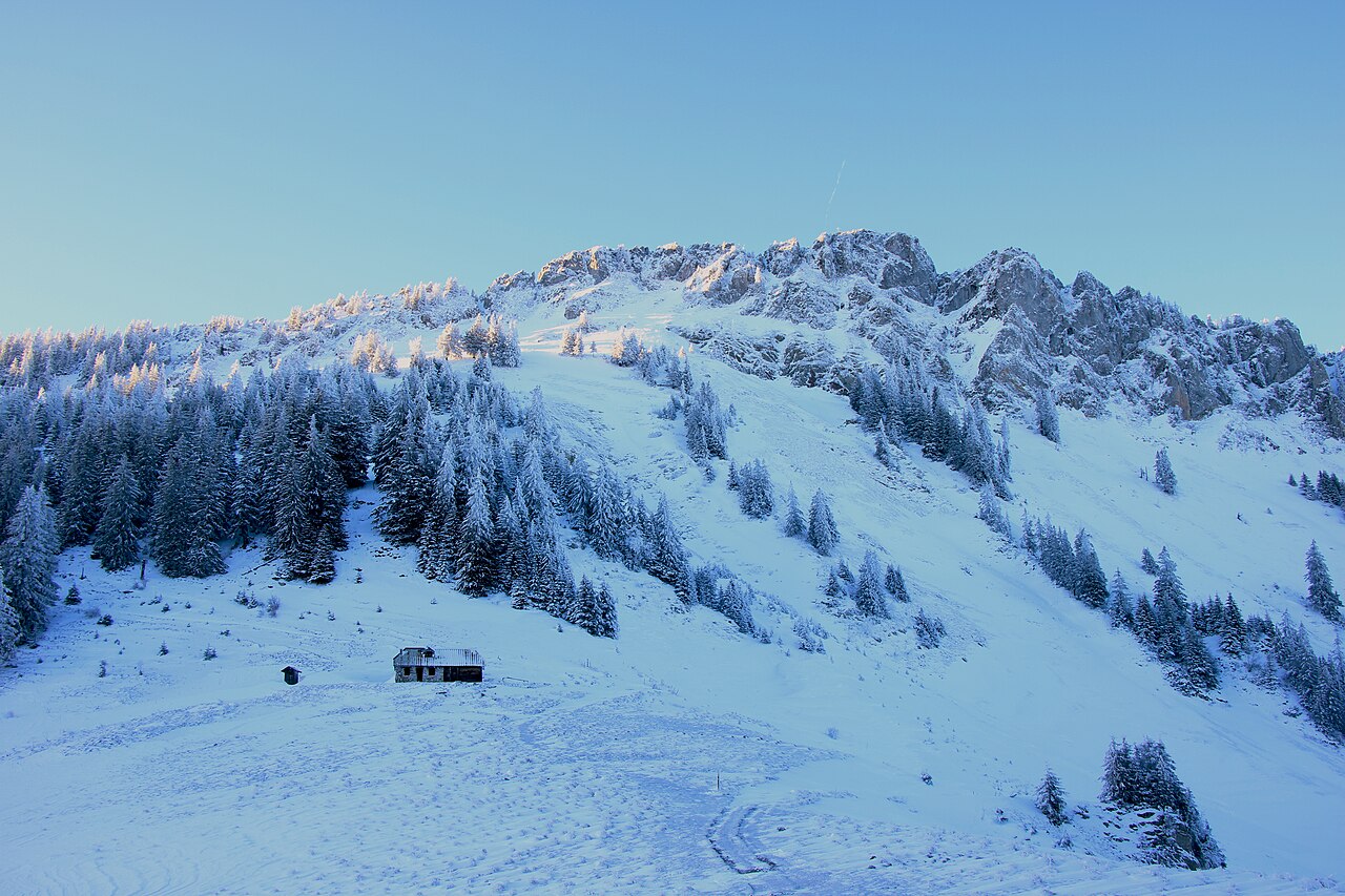 Mont Ouzon (1880 m)